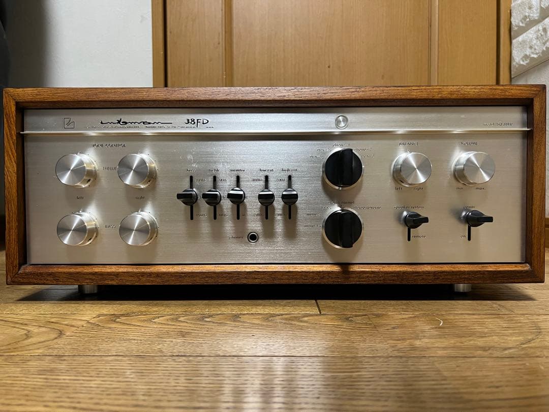 Luxman 真空管アンプ SQ-38FD 前面パネル綺麗です