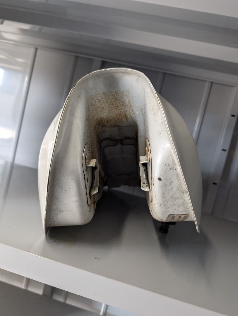 グラストラッカー ビッグボーイ 純正タンク