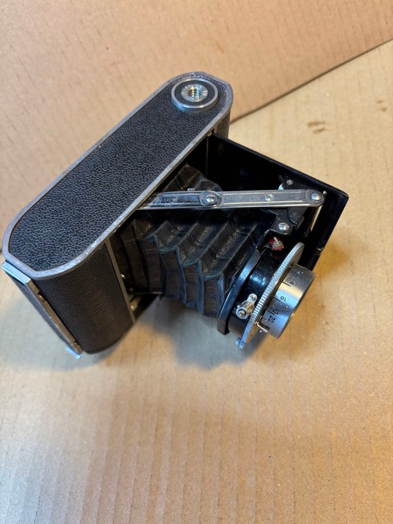 アンティークなミノルタ　蛇腹（ベローズ）カメラ　ケ-ス付き昭和レトロ 希少