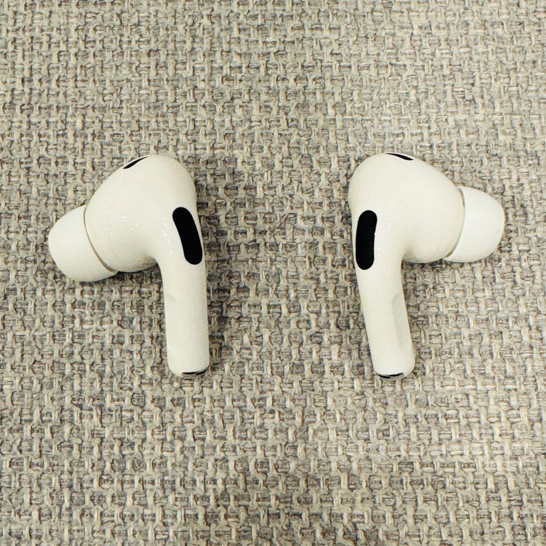 【ほぼ新品】AirPods Pro 第2世代 USB-C Apple 純正 本体