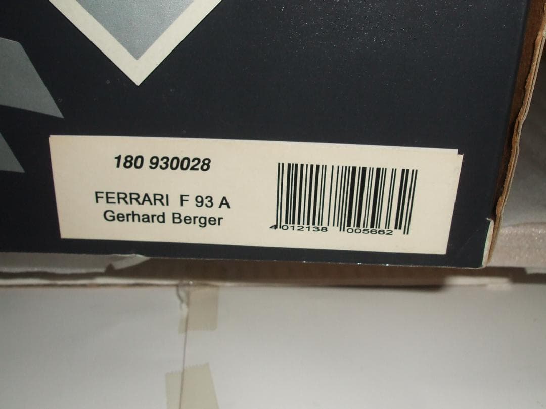 ミニチャンプス　１／１８　フェラーリ　F93A　＃２８　ベルガー　ノードライバー