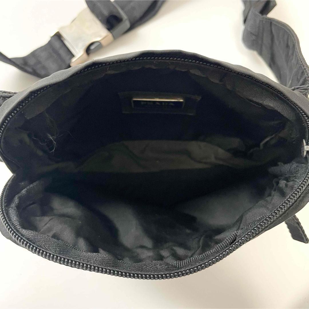 てらプラダ　三角ロゴ　ナイロン　ボディバッグ　ブラック