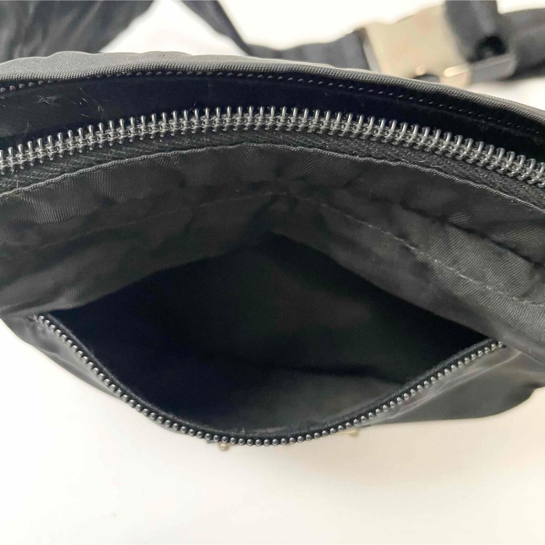 てらプラダ　三角ロゴ　ナイロン　ボディバッグ　ブラック