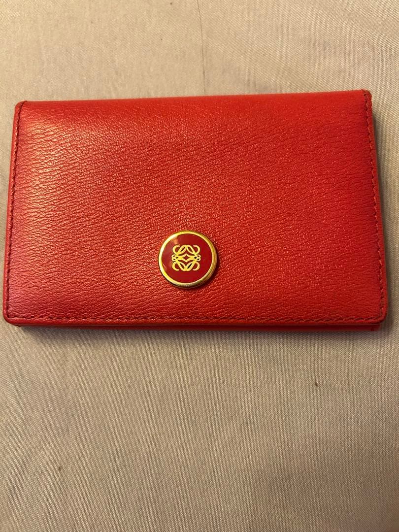 LOEWE ロエベ　レザー 赤 名刺入れ　カードケース