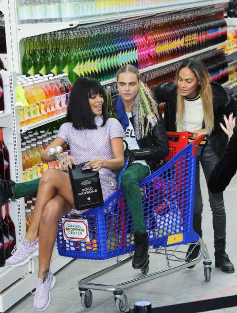 CHANEL SHOPPING CENTER トートバッグ　レア 入手困難 希少