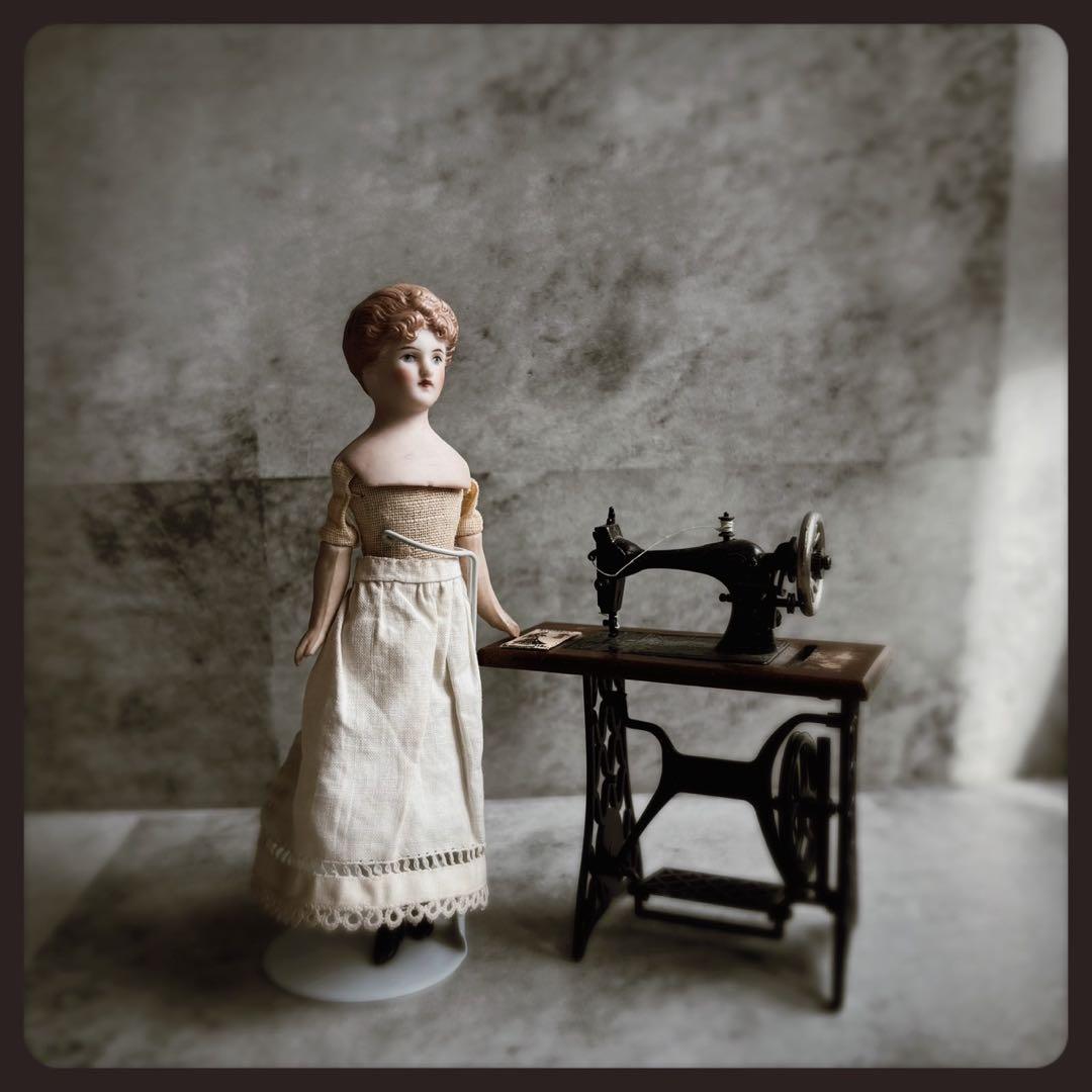 アンティーク 淑女のビスクドール　パリアンドール ドールハウス