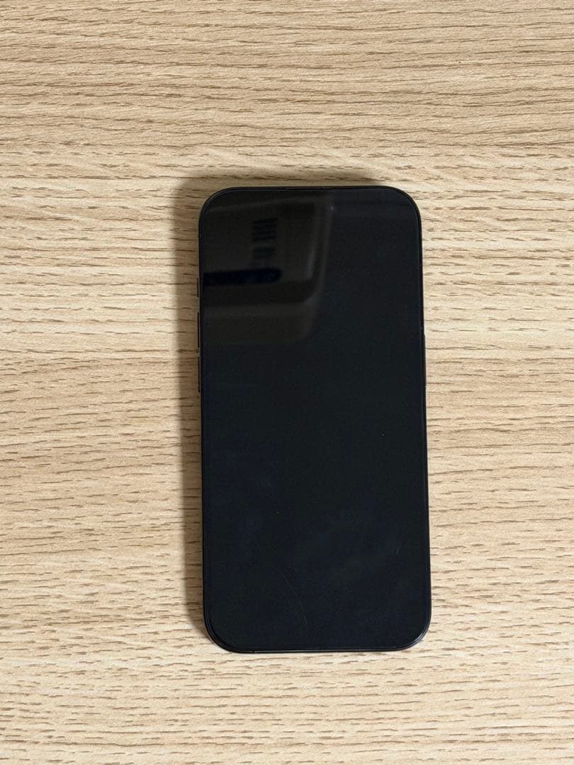 Apple iPhone 15Pro スペースブラック 本体