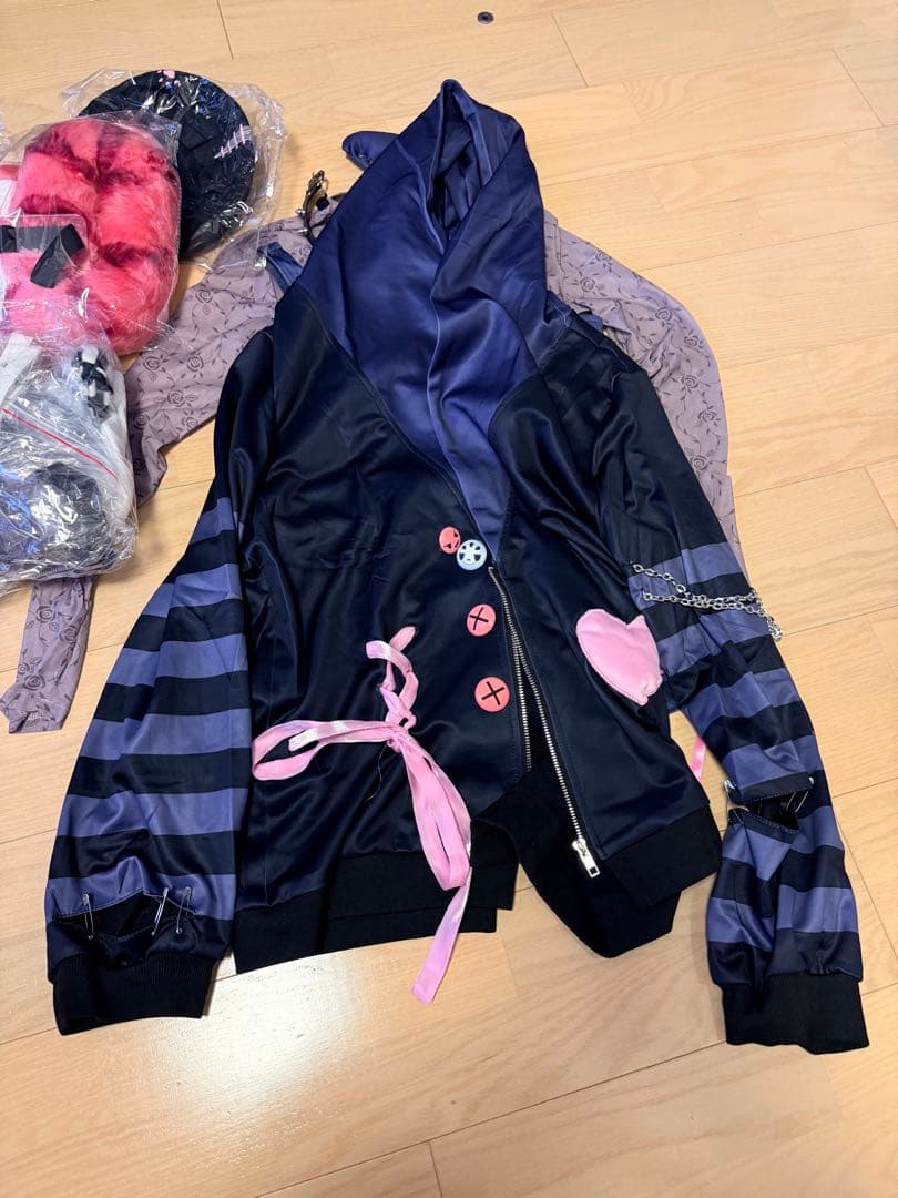 ホロライブ　コスプレ　ウイッグ付　ラオラパンテーラ　ゴシック