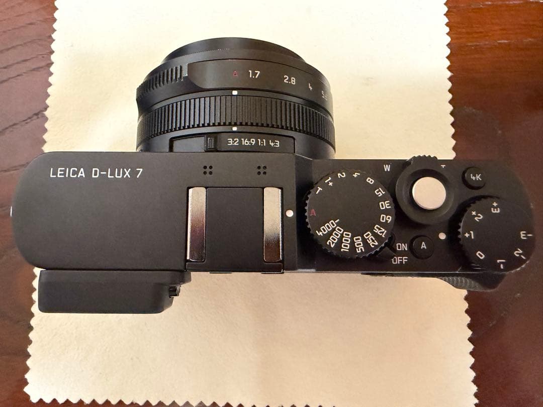 値下げ可能　leica d-lux7 純正レンズキャップ　純正グリップ