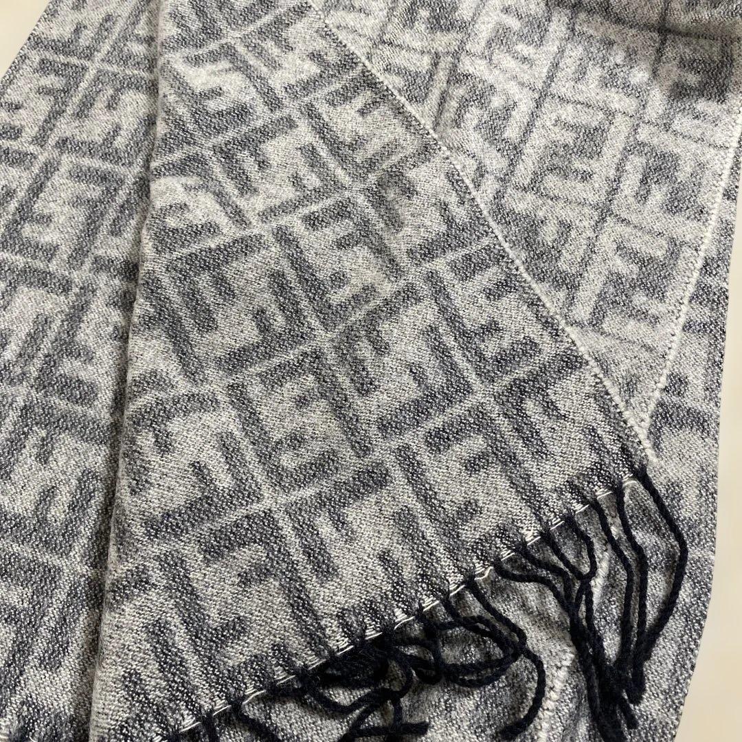 FENDI ズッカ柄 マフラー ストール グレー ユニセックス