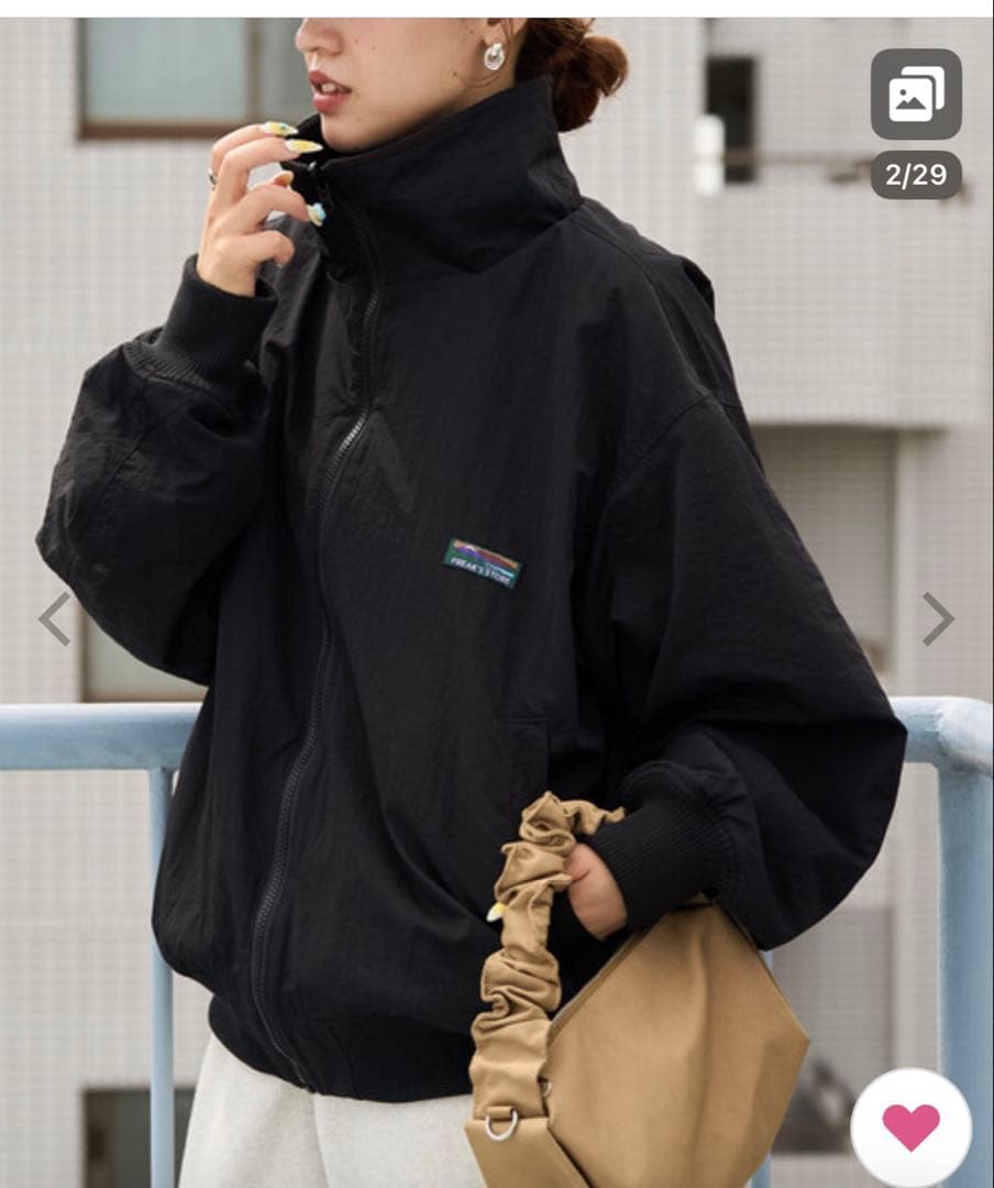 マウンテンパーカー 裏フリース　リバーシブル ブルゾン ブラック　フリーサイズ