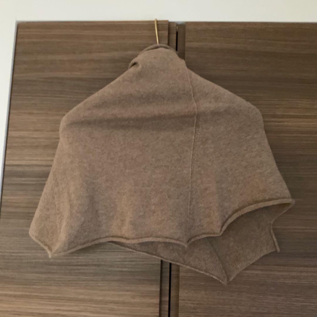 専用になりました。　　ヨーガンレール　未着用のカシミヤポンチョ　ババグーリ
