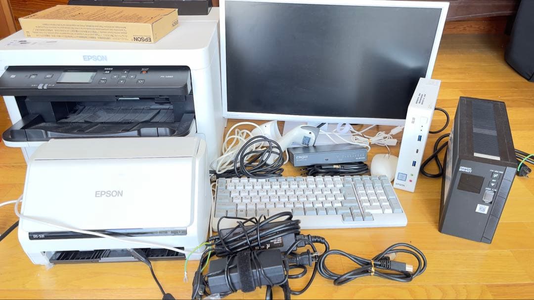 WindowsデスクトップPCとEPSONプリンター、スキャナーフルセット