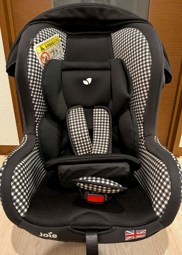 Joie 車用チャイルドシート ブラック　チェック柄