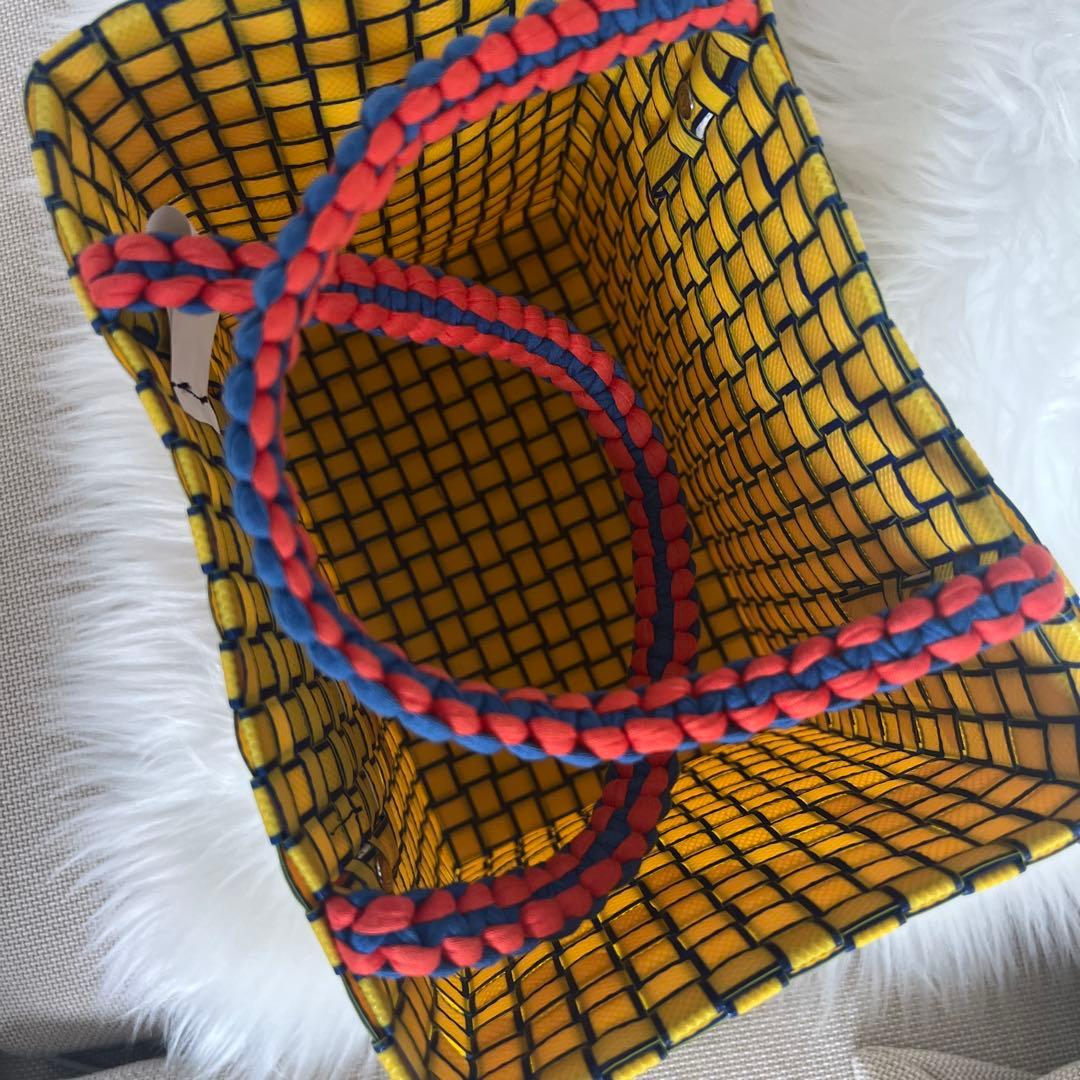 未使用　マルニ かごバッグ MARNI