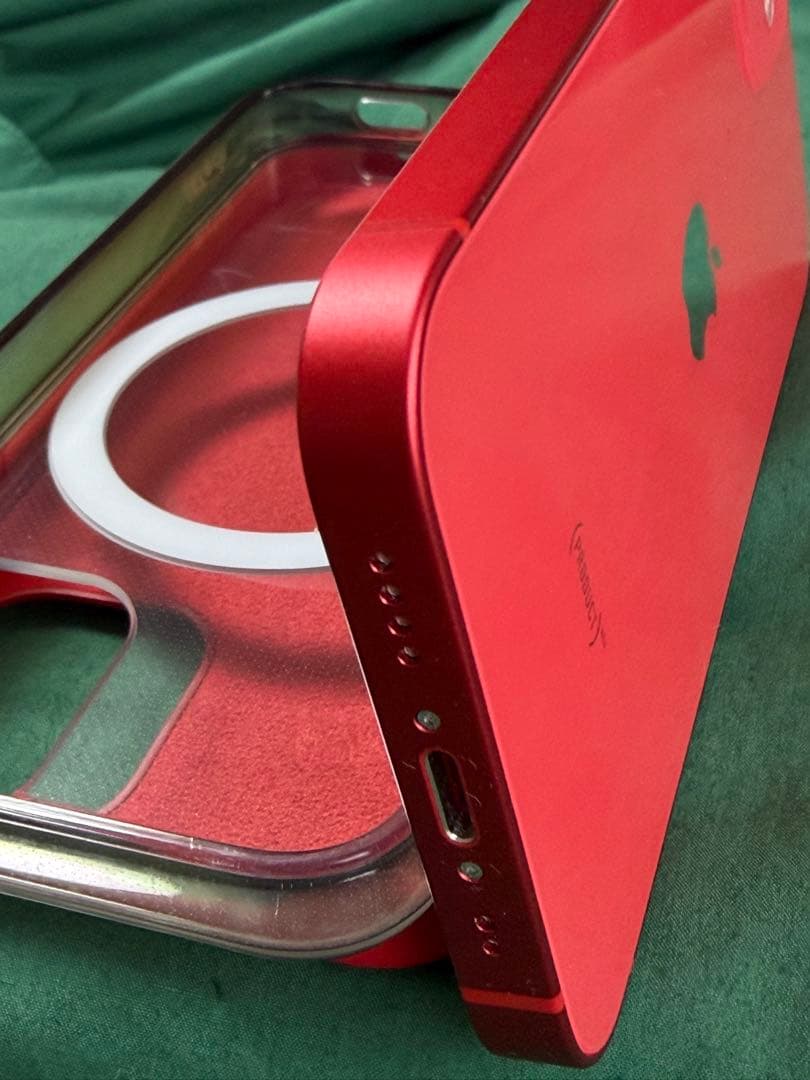 Apple iPhone 11mini本体 + ケース