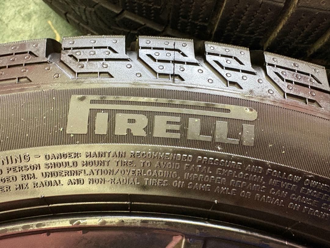 ① 送料込◎MINI等へ MAK アルミ&スタッドレス【225/45R17】