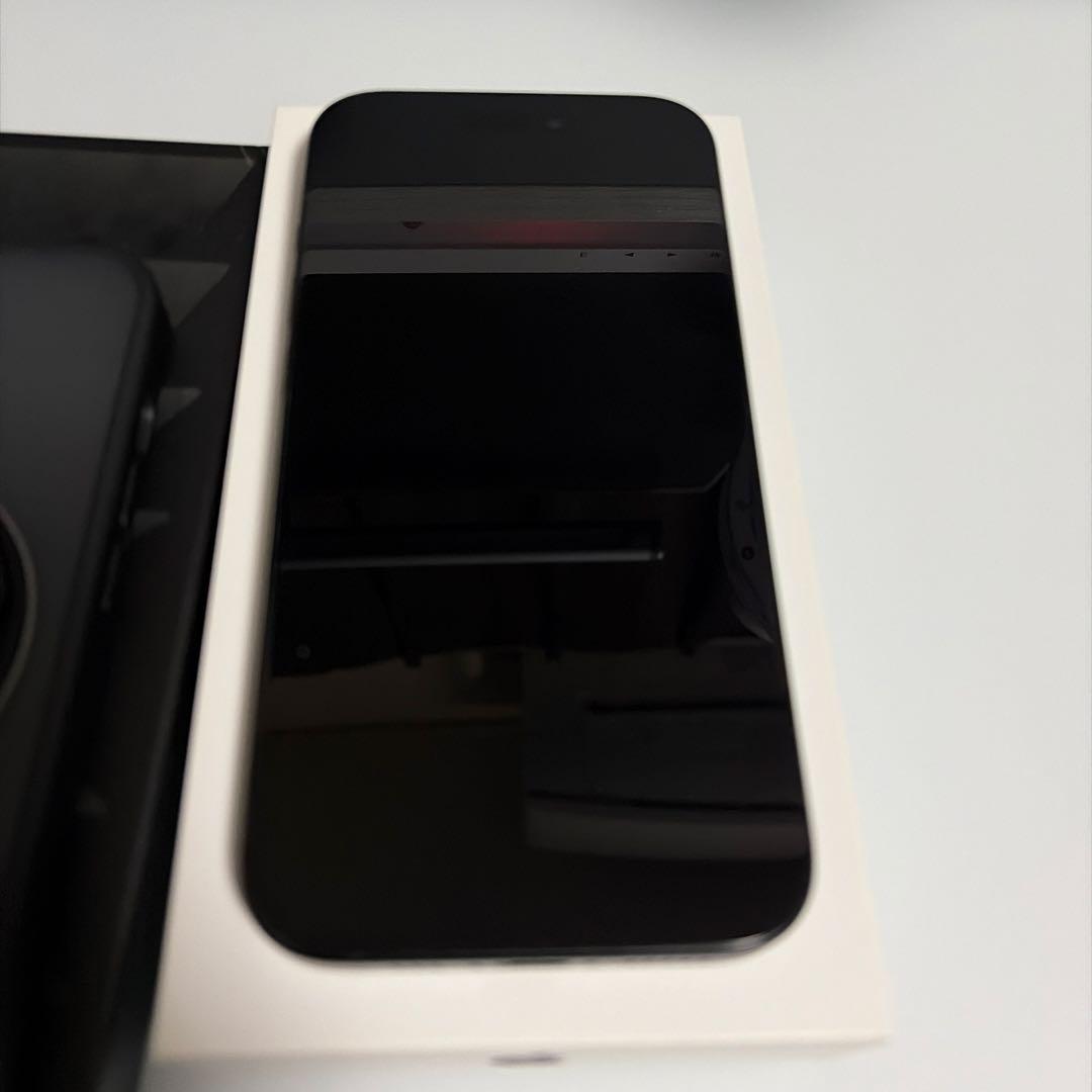 iPhone 15 128GB ブラック