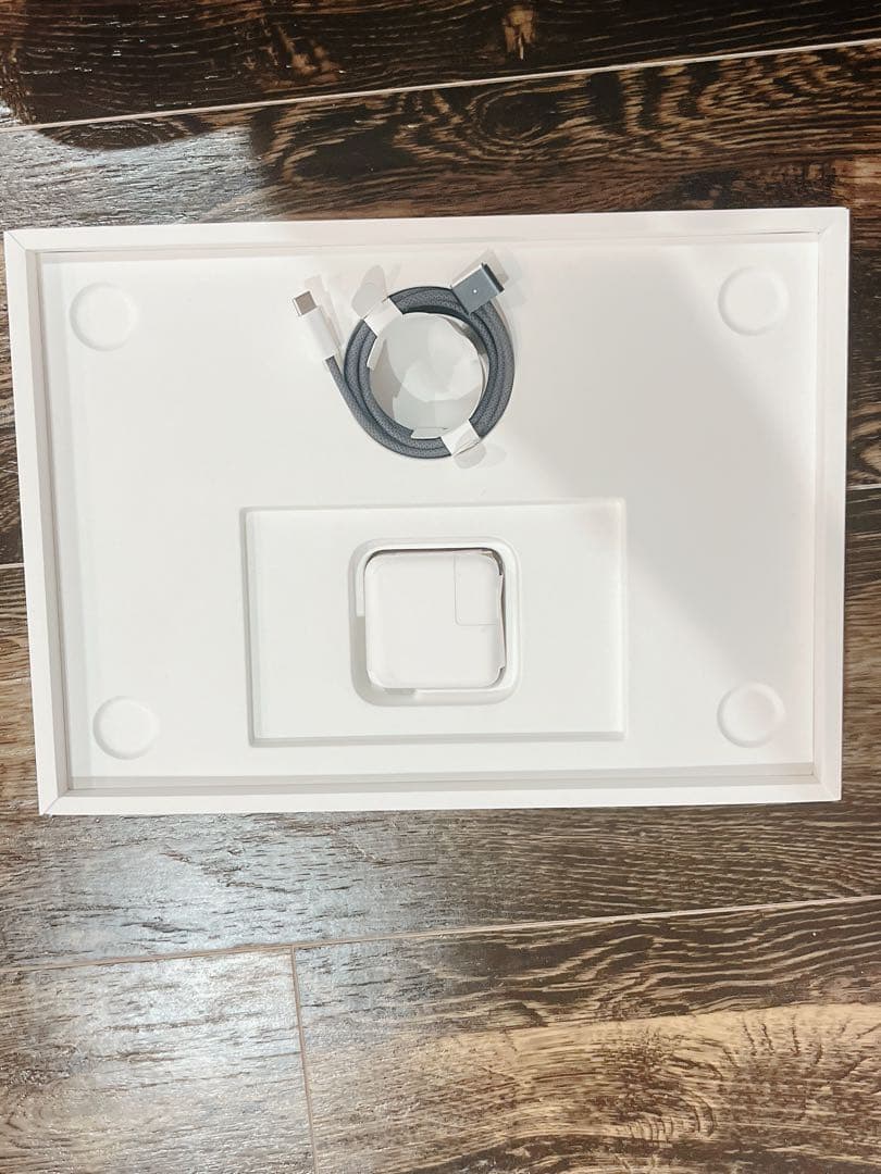 Apple MacBook Air M2 ミッドナイト