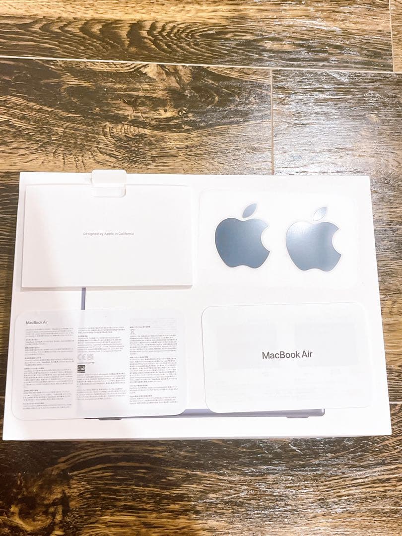 Apple MacBook Air M2 ミッドナイト