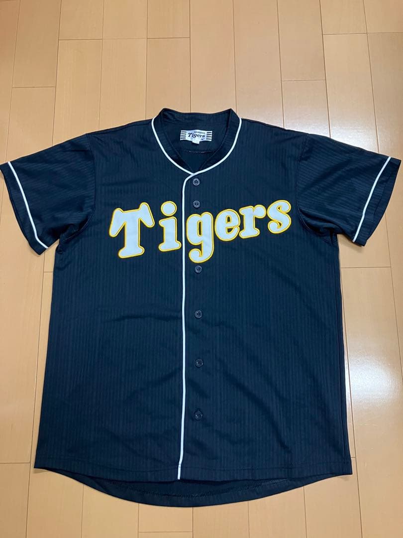 阪神タイガース　復刻　ユニフォーム　当時　ブラック　黒　無地　背番号無し　ミズノ