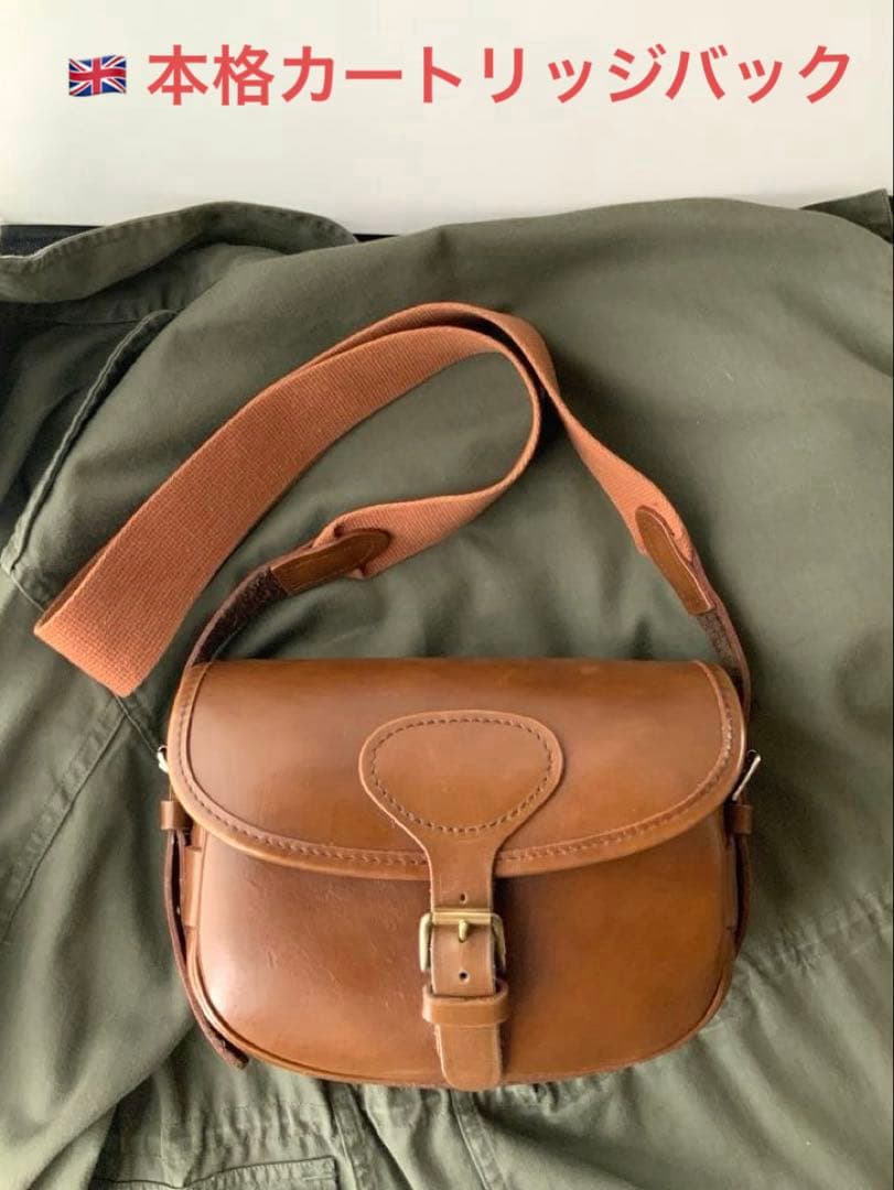 英国ミルナー 社製　本格的な本革カートリッジ(散弾/アモ)ショルダーバッグ