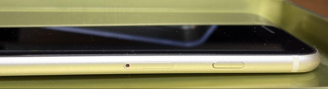 Apple iPhone SE3 128GB スターライト