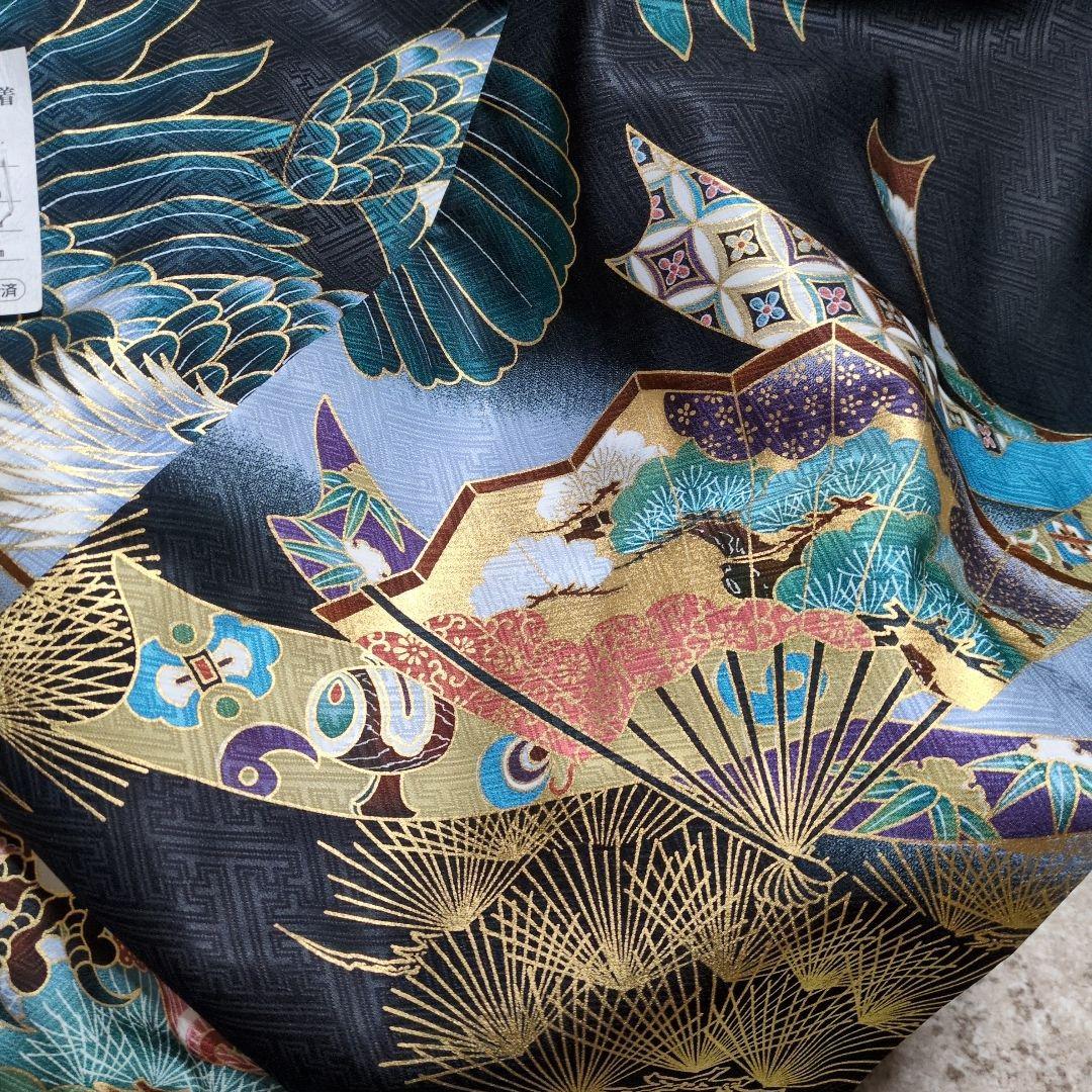 【新品】お宮参り用　掛け着　黒地に華やかな絵柄の着物　お祝い着