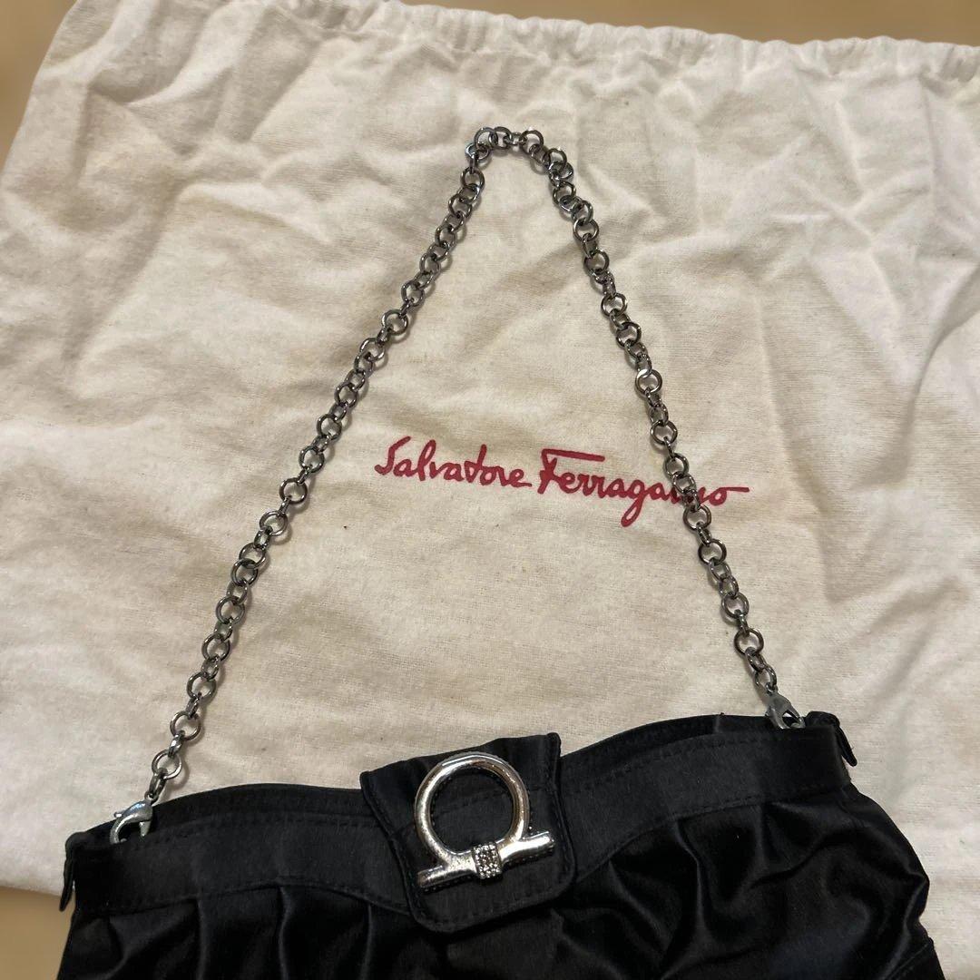 Salvatore Ferragamo ブラック クラッチバッグ