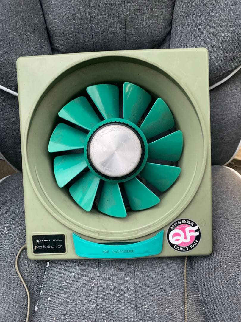 『送料無料！』サンヨー換気扇EK-20AA緑　グリーン　昭和レトロ　美品！