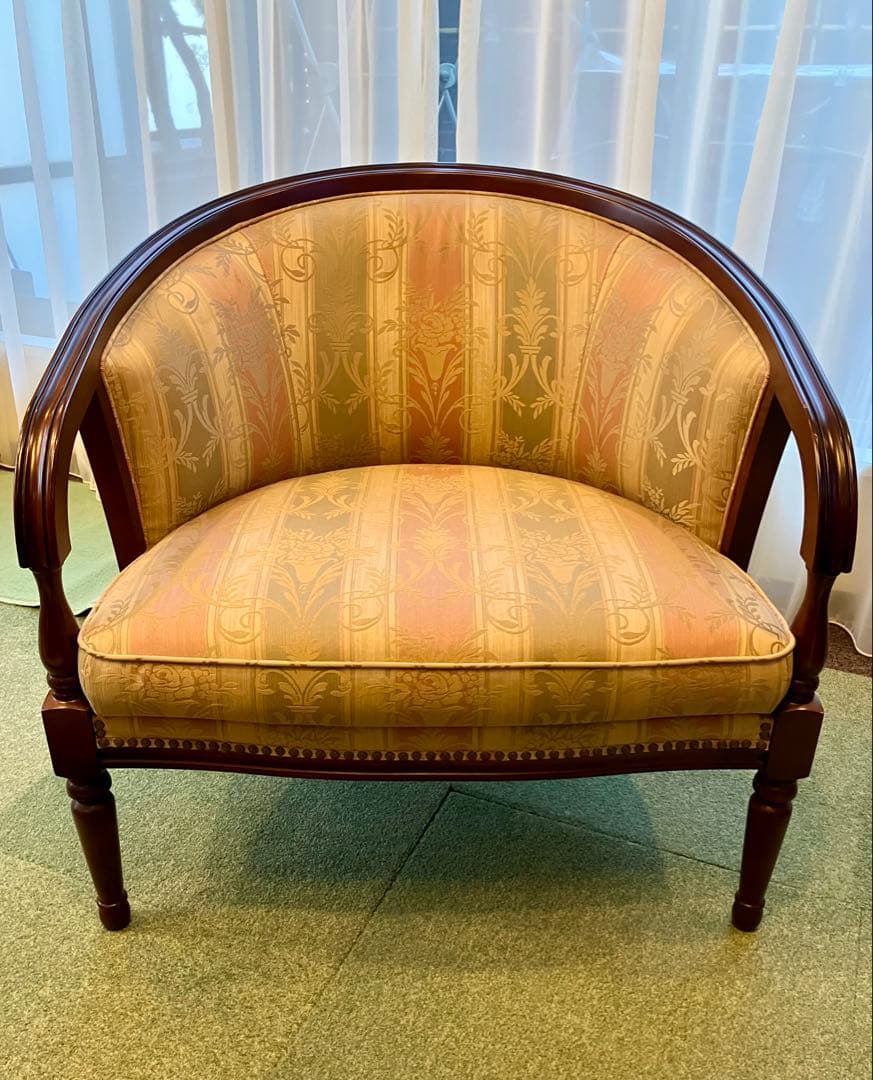 お値下げ　アンティーク　肘掛け　椅子1人掛け　英国風　家具の老舗マルニ　木工製