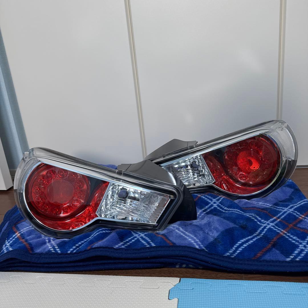 86 BRZ テールランプ 前期 ジャンク