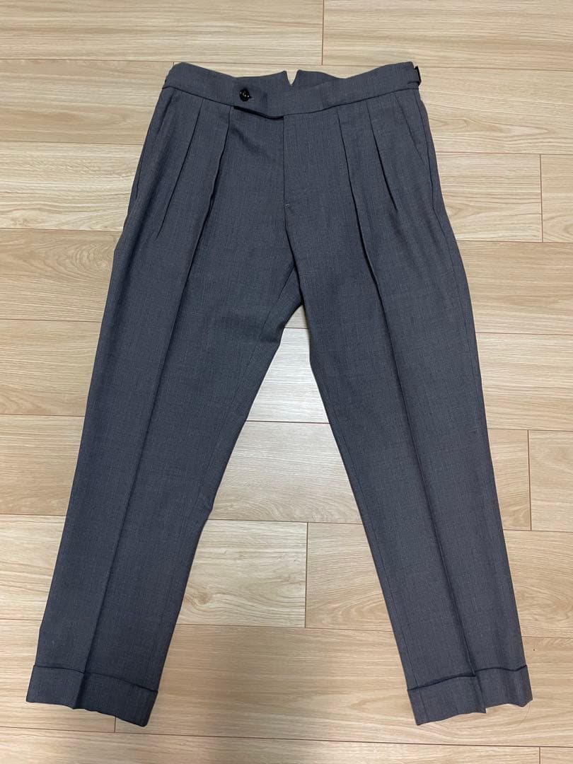 み*り様 BERWICH グレー ツープリーツスラックス