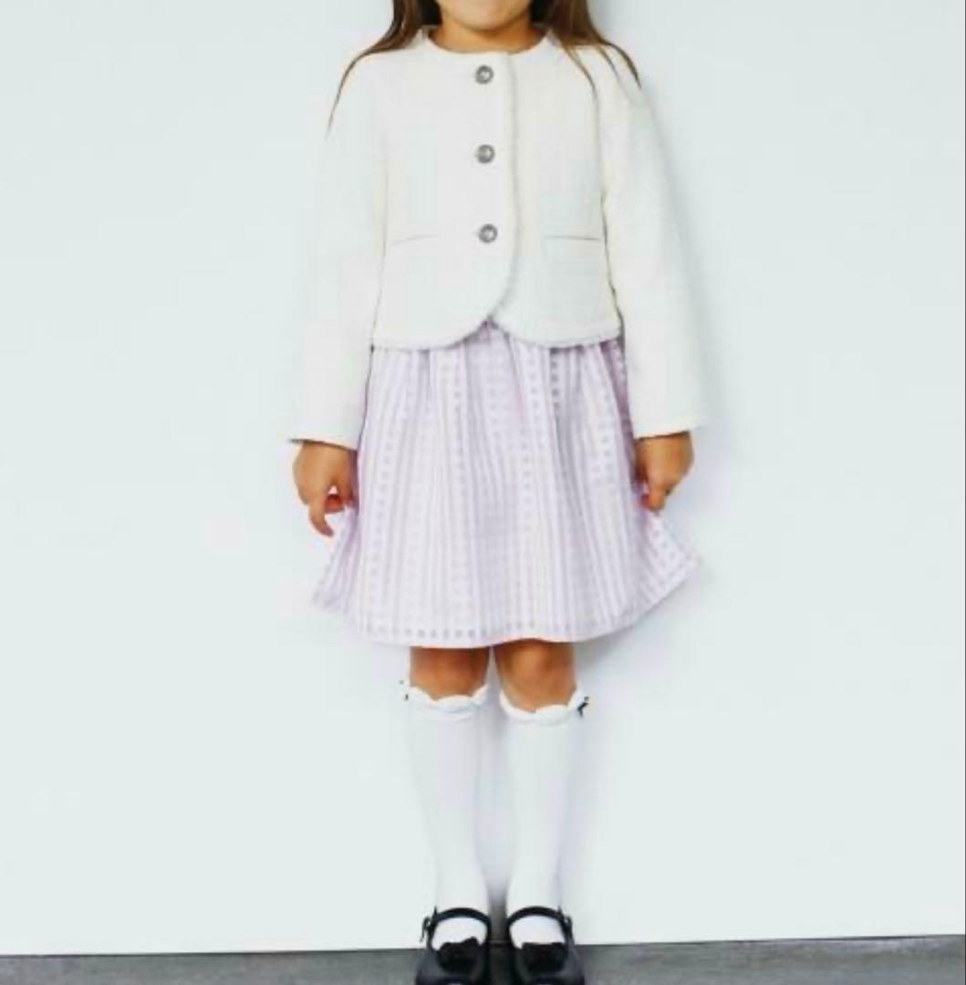 美品✨グリーンレーベルリラクシング 女の子 フォーマルスーツ 125 白/ピンク