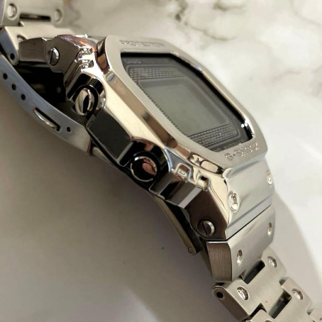 Gショック　G-SHOCK GMW-B5000