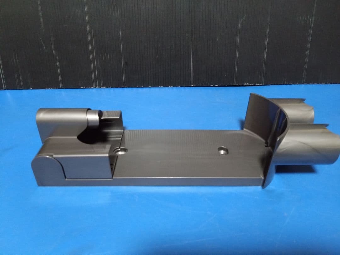 お勧め品！新品バッテリー！dyson V7 SV-11 コードレス クリーナー