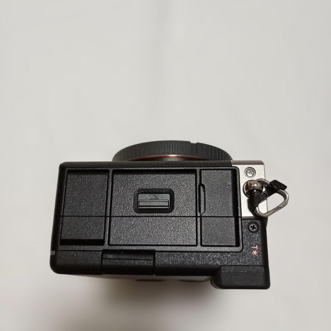 【超美品】SONY α7CII ミラーレスデジタル一眼「ILCE-7CM2」