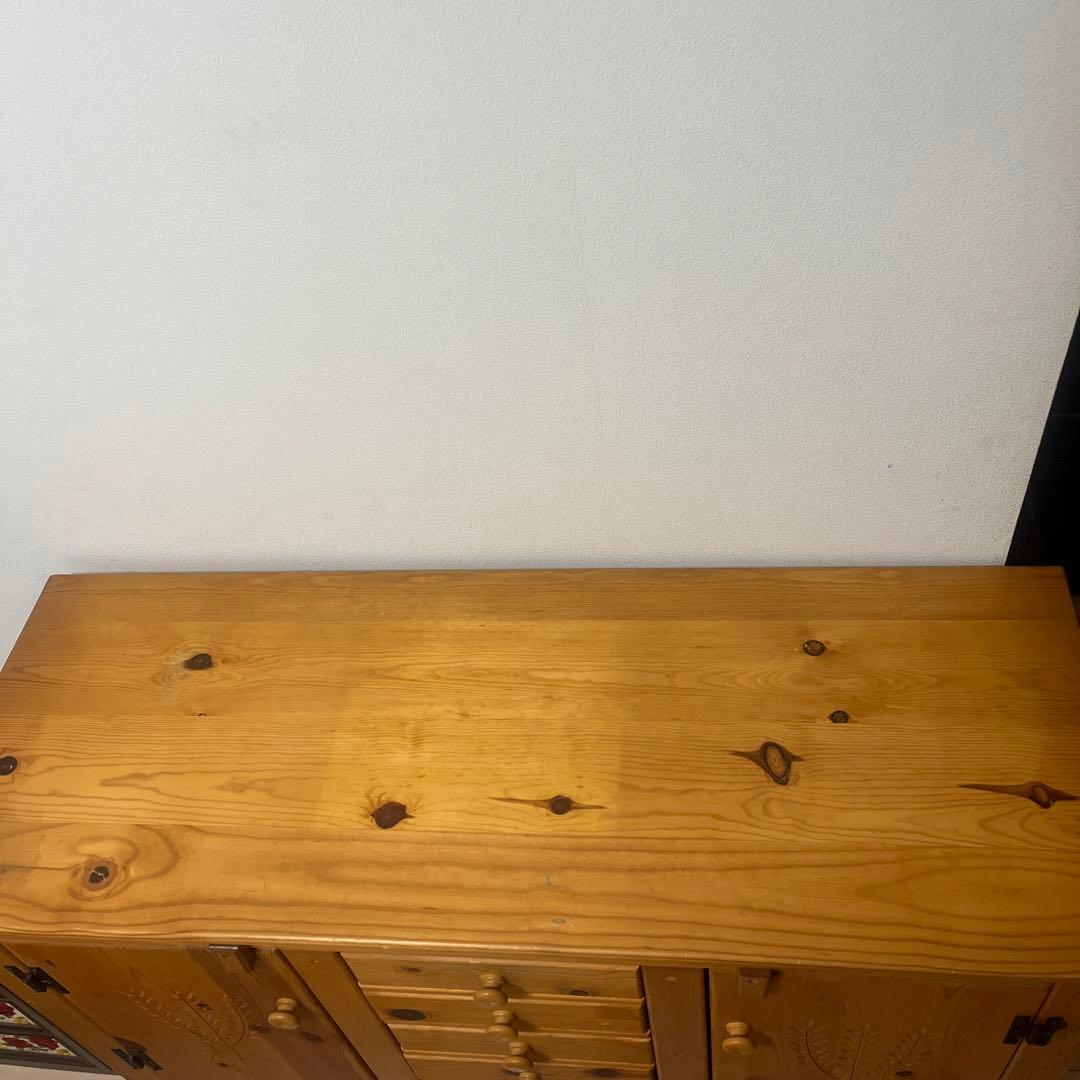 木製チェスト 彫刻　アンファン　カントリー　チェスト　天然木