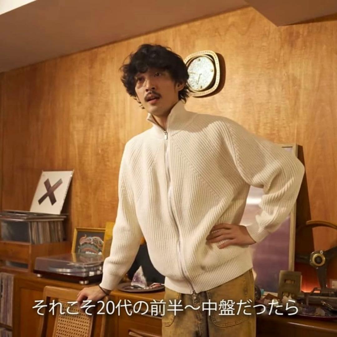 上杉柊平着用 BATONER ドライバーズニット 2 アイボリー