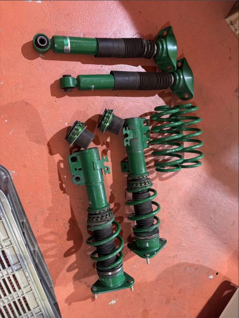 【美品】トヨタ　プリウス　60 テイン車高調RX1 極低走行