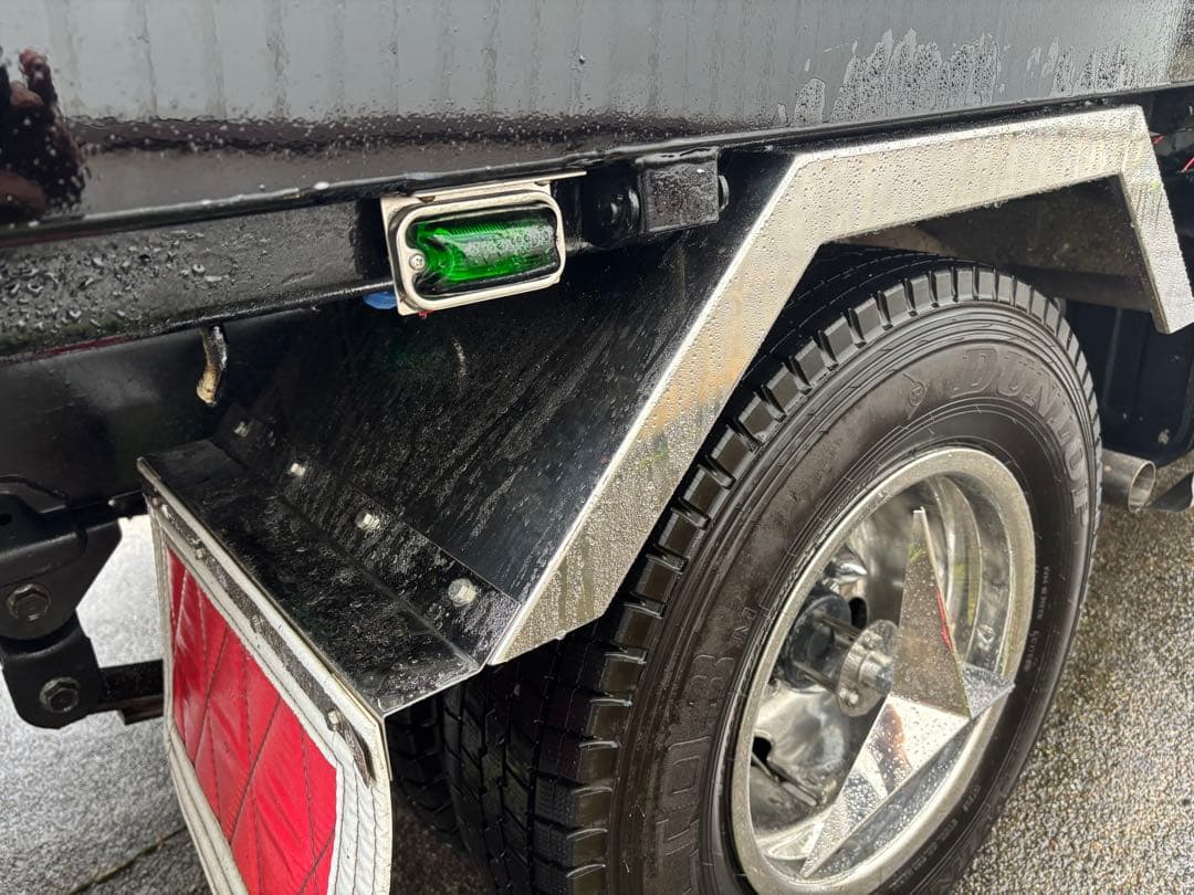 2トン　3トン　ステンレスリアフェンダー　デコトラ　デュトロ　キャンター　エルフ