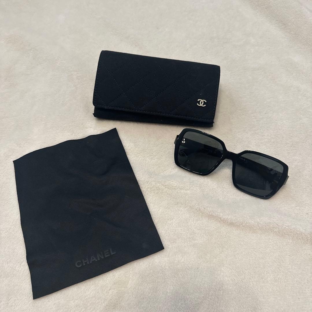 CHANEL シャネル　ブラック　スクエアサングラス サングラス