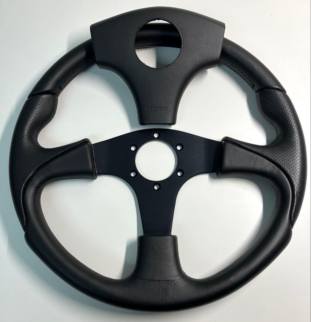 モモ MOMO ステアリング36cm/NARDI/ナルディ/ホーンボタン無し