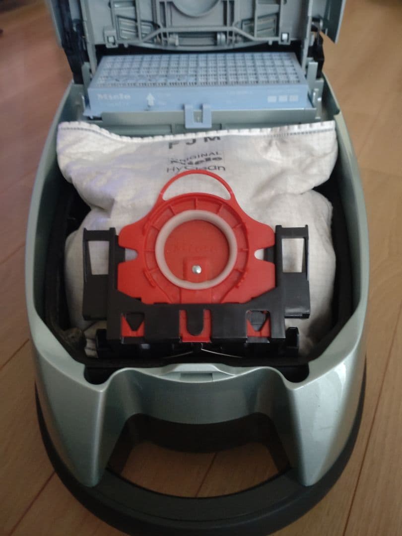 Miele●S548●シルバー マジック●掃除機本体