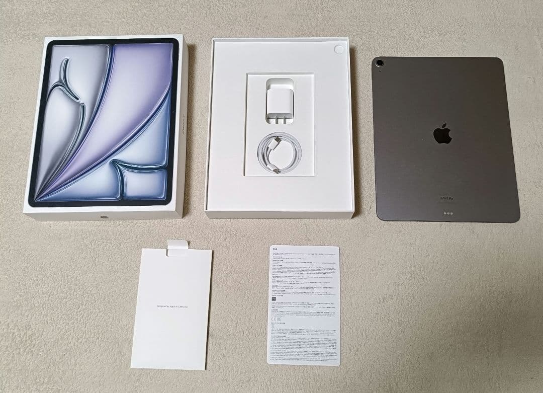 Apple iPad Air 13インチ（M2）スペースグレー 本体