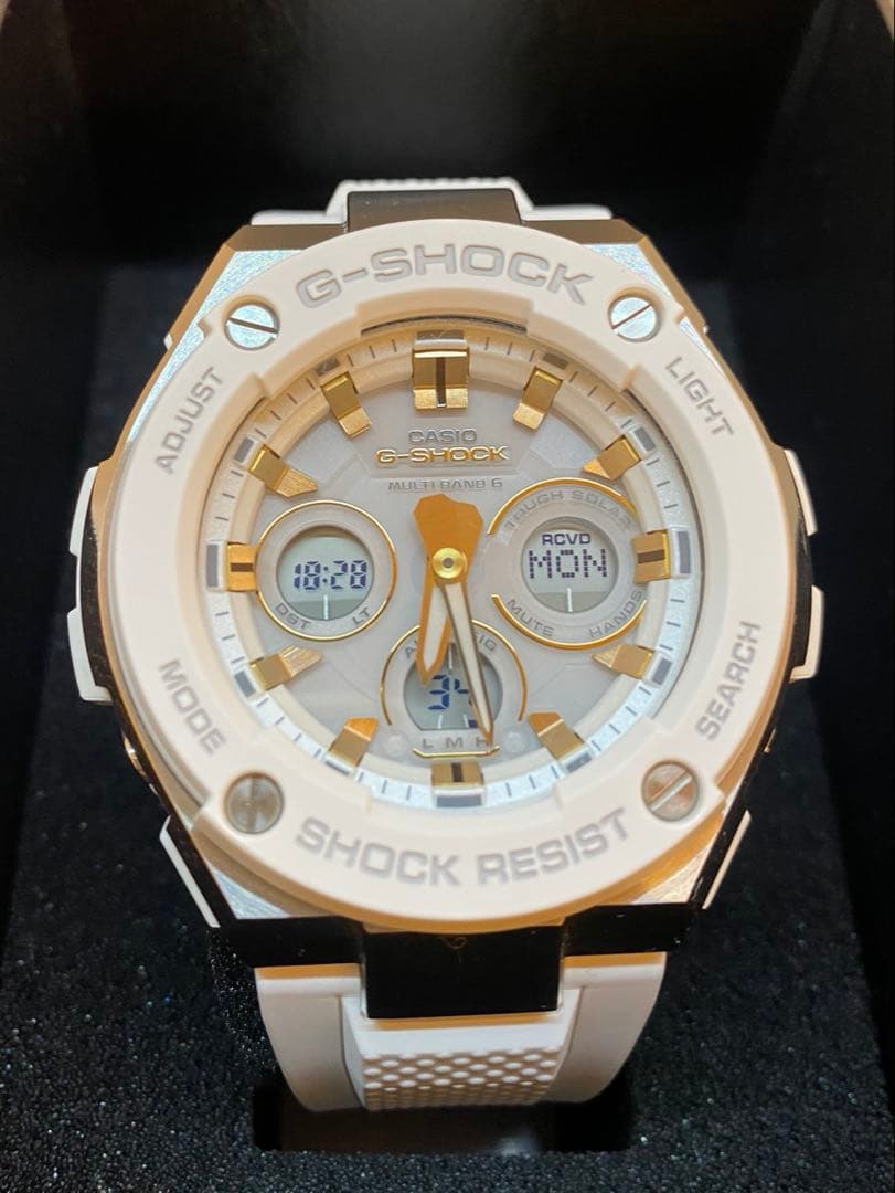 【新品同様極美品】GST-W300-7AJF G-SHOCK 電波ソーラー