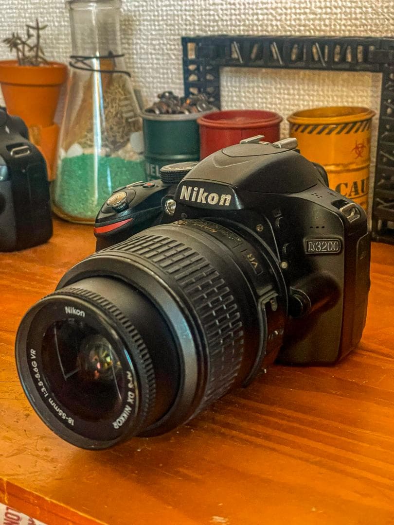Nikon D3200 + 18-55mm VR デジタル一眼レフカメラ
