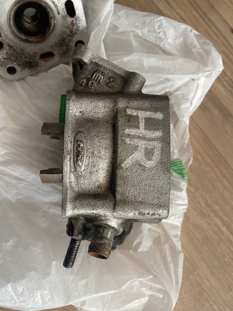 nsr50シリンダー　ヘッド