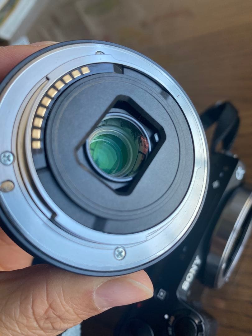 【美品】sony NEX-5T 16-50レンズ付き