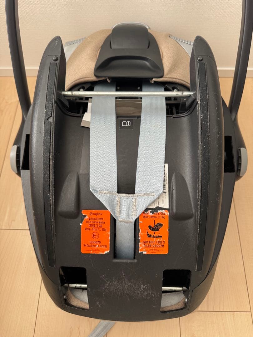 cybex クラウド T i-Size トラベルシステム